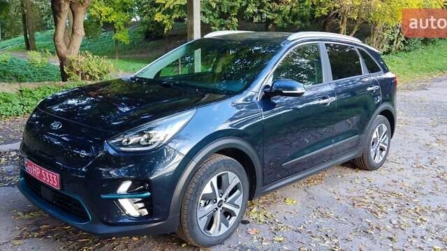 Киа Niro 2020 в Городке на Automoto.ua Синий Киа Niro, объемом двигателя 0 л и пробегом 135 тыс. км за 19856 $, фото 15 на Automoto.ua