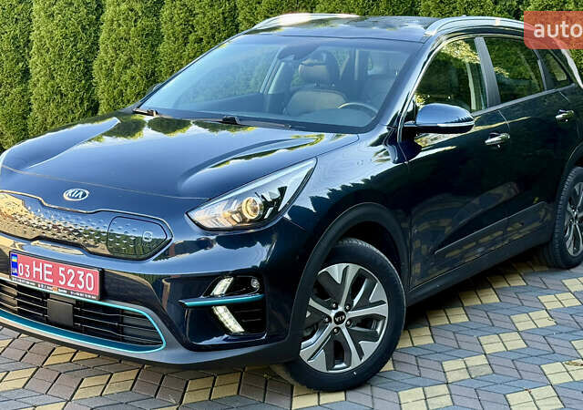 Синій Кіа Niro, об'ємом двигуна 0 л та пробігом 71 тис. км за 19700 $, фото 5 на Automoto.ua