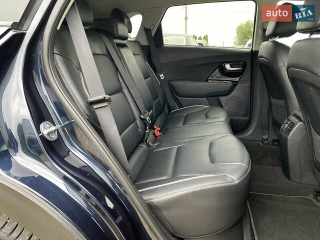 Синий Киа Niro, объемом двигателя 0 л и пробегом 119 тыс. км за 21800 $, фото 90 на Automoto.ua