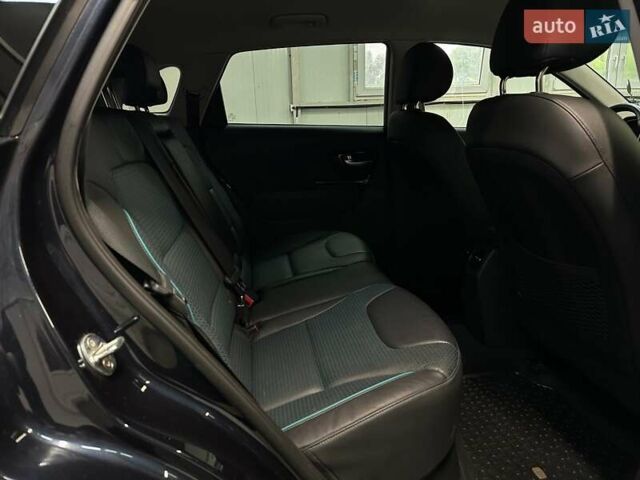 Синій Кіа Niro, об'ємом двигуна 0 л та пробігом 32 тис. км за 23900 $, фото 73 на Automoto.ua