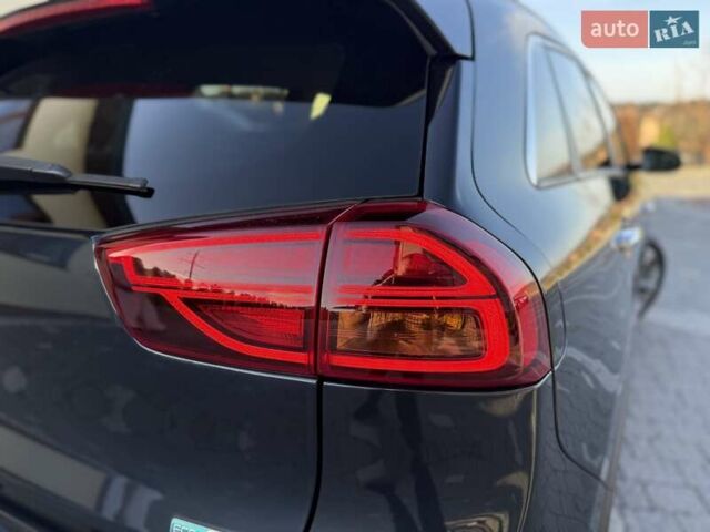 Синий Киа Niro, объемом двигателя 0 л и пробегом 78 тыс. км за 20950 $, фото 42 на Automoto.ua