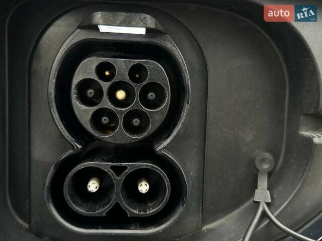 Синий Киа Niro, объемом двигателя 0 л и пробегом 117 тыс. км за 19900 $, фото 16 на Automoto.ua