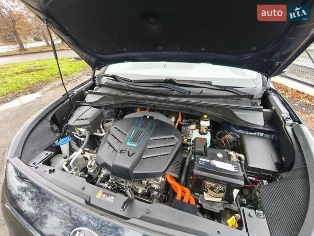 Синій Кіа Niro, об'ємом двигуна 0 л та пробігом 150 тис. км за 18000 $, фото 52 на Automoto.ua