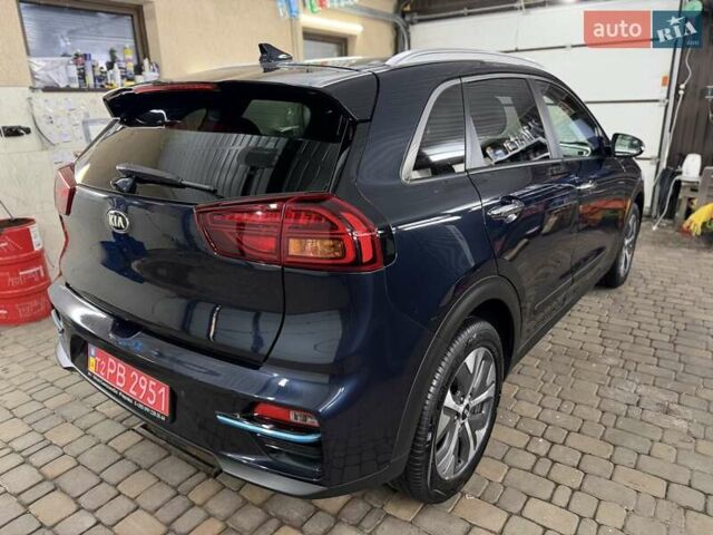 Синій Кіа Niro, об'ємом двигуна 0 л та пробігом 144 тис. км за 18799 $, фото 7 на Automoto.ua