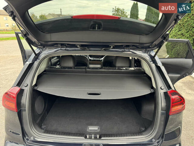 Киа Niro 2020 в Дубно на Automoto.ua Синий Киа Niro, объемом двигателя 0 л и пробегом 156 тыс. км за 19200 $, фото 29 на Automoto.ua