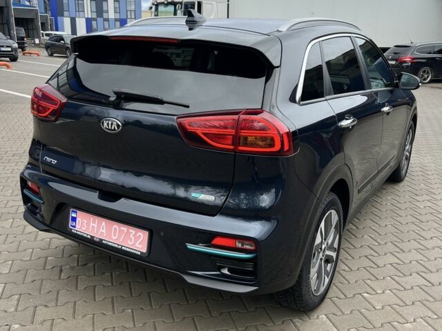 Киа Niro 2020 в Ровно на Automoto.ua Синий Киа Niro, объемом двигателя 0 л и пробегом 143 тыс. км за 18250 $, фото 2 на Automoto.ua