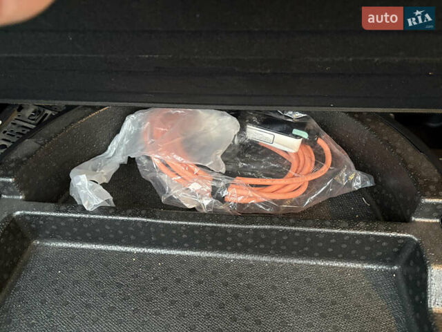 Синий Киа Niro, объемом двигателя 0 л и пробегом 125 тыс. км за 19600 $, фото 61 на Automoto.ua