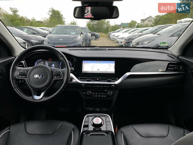 Синій Кіа Niro, об'ємом двигуна 0 л та пробігом 138 тис. км за 21200 $, фото 2 на Automoto.ua