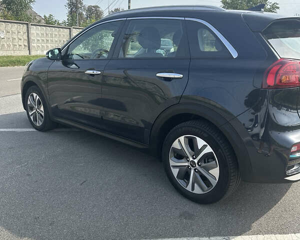 Синий Киа Niro, объемом двигателя 0 л и пробегом 155 тыс. км за 18500 $, фото 16 на Automoto.ua