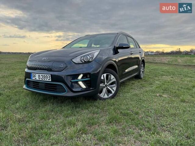 Синій Кіа Niro, об'ємом двигуна 0 л та пробігом 127 тис. км за 19166 $, фото 10 на Automoto.ua