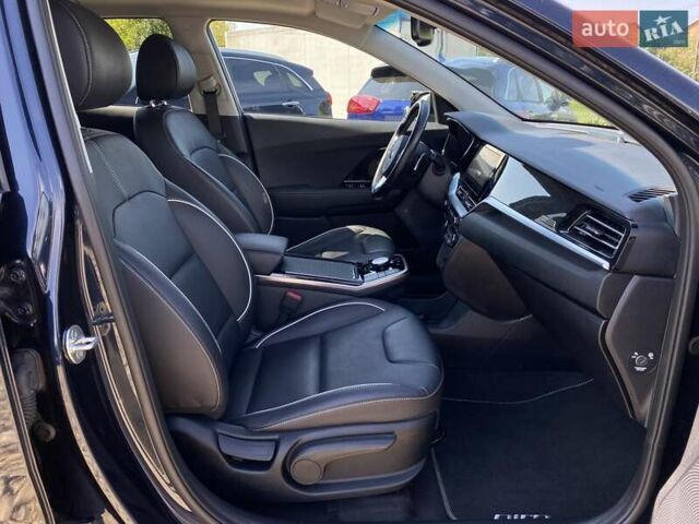 Киа Niro 2020 в Львове на Automoto.ua Синий Киа Niro, объемом двигателя 0 л и пробегом 48 тыс. км за 23700 $, фото 57 на Automoto.ua