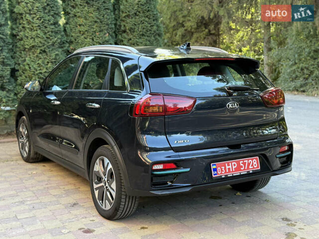 Синий Киа Niro, объемом двигателя 0 л и пробегом 131 тыс. км за 17999 $, фото 10 на Automoto.ua