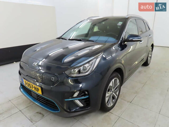Синий Киа Niro, объемом двигателя 0 л и пробегом 112 тыс. км за 20800 $, фото 65 на Automoto.ua