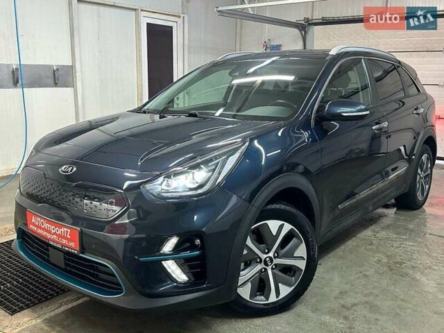 Киа Niro 2020 в Львове на Automoto.ua Синий Киа Niro, объемом двигателя 0 л и пробегом 32 тыс. км за 23900 $, фото 20 на Automoto.ua
