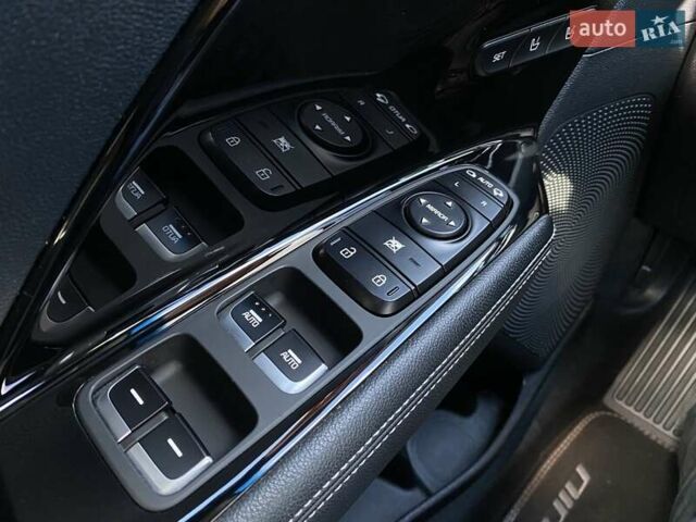 Киа Niro 2020 в Львове на Automoto.ua Синий Киа Niro, объемом двигателя 0 л и пробегом 97 тыс. км за 20950 $, фото 31 на Automoto.ua