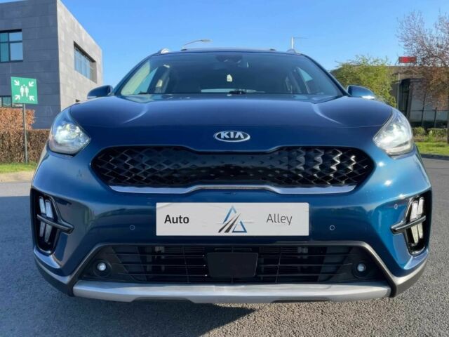 Синий Киа Niro, объемом двигателя 1.6 л и пробегом 50 тыс. км за 13000 $, фото 1 на Automoto.ua