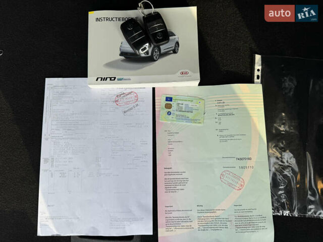 Синий Киа Niro, объемом двигателя 0 л и пробегом 156 тыс. км за 18900 $, фото 49 на Automoto.ua