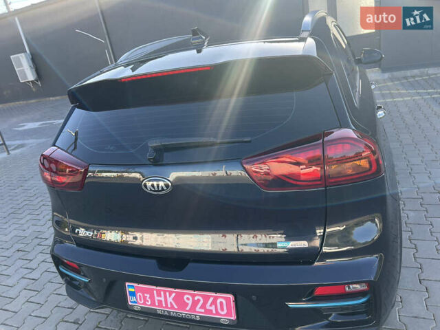Синій Кіа Niro, об'ємом двигуна 0 л та пробігом 99 тис. км за 19300 $, фото 3 на Automoto.ua