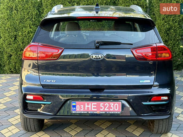 Синій Кіа Niro, об'ємом двигуна 0 л та пробігом 71 тис. км за 19700 $, фото 6 на Automoto.ua