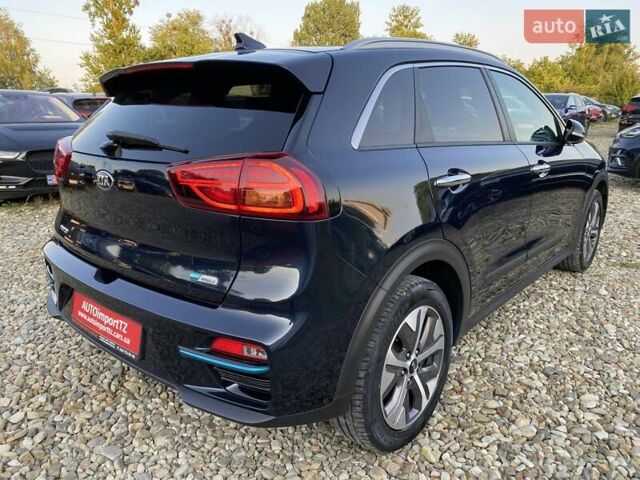 Киа Niro 2020 в Львове на Automoto.ua Синий Киа Niro, объемом двигателя 0 л и пробегом 48 тыс. км за 23700 $, фото 16 на Automoto.ua