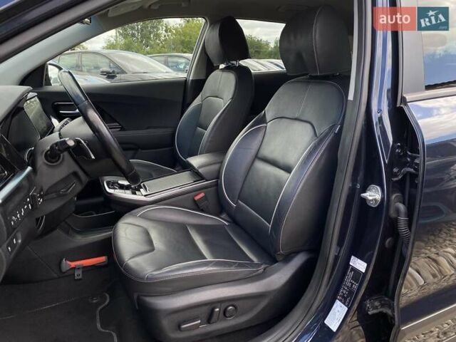 Киа Niro 2020 в Львове на Automoto.ua Синий Киа Niro, объемом двигателя 0 л и пробегом 97 тыс. км за 20950 $, фото 30 на Automoto.ua