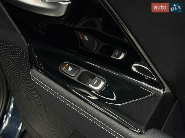 Синій Кіа Niro, об'ємом двигуна 0 л та пробігом 130 тис. км за 19071 $, фото 30 на Automoto.ua