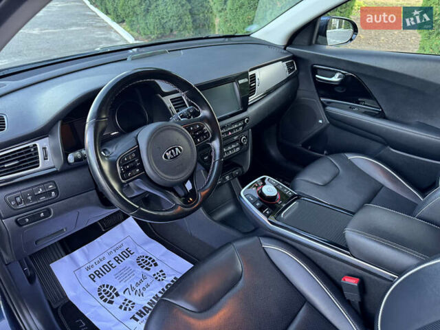 Синий Киа Niro, объемом двигателя 0 л и пробегом 138 тыс. км за 17800 $, фото 17 на Automoto.ua