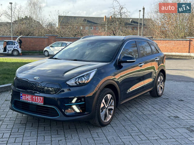 Синий Киа Niro, объемом двигателя 0 л и пробегом 92 тыс. км за 18799 $, фото 9 на Automoto.ua