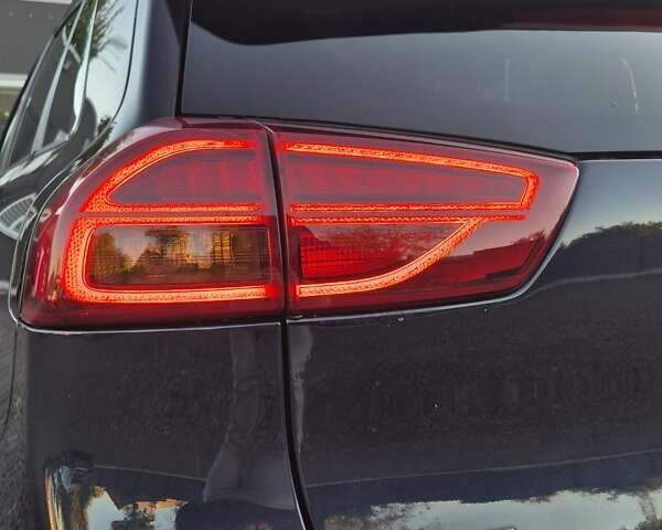 Синий Киа Niro, объемом двигателя 0 л и пробегом 143 тыс. км за 18999 $, фото 14 на Automoto.ua