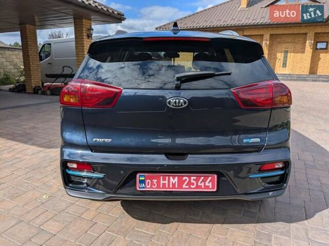 Киа Niro 2020 в Луцке на Automoto.ua Синий Киа Niro, объемом двигателя 0 л и пробегом 157 тыс. км за 19700 $, фото 6 на Automoto.ua