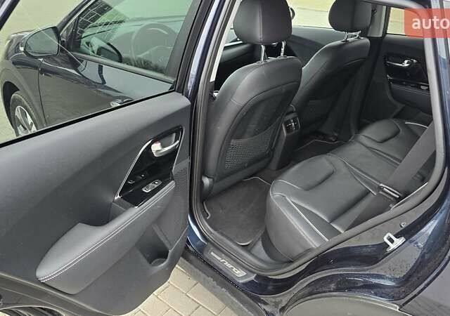 Синій Кіа Niro, об'ємом двигуна 0 л та пробігом 149 тис. км за 19000 $, фото 11 на Automoto.ua