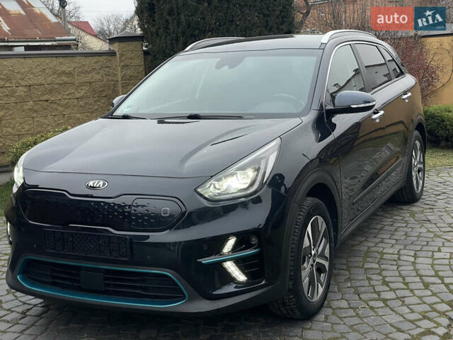 Синий Киа Niro, объемом двигателя 0 л и пробегом 115 тыс. км за 17900 $, фото 2 на Automoto.ua