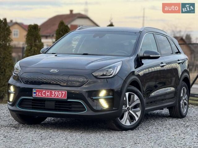Синій Кіа Niro, об'ємом двигуна 0 л та пробігом 81 тис. км за 19350 $, фото 16 на Automoto.ua