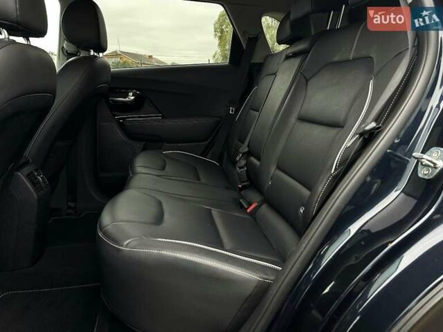 Синий Киа Niro, объемом двигателя 0 л и пробегом 117 тыс. км за 19900 $, фото 75 на Automoto.ua