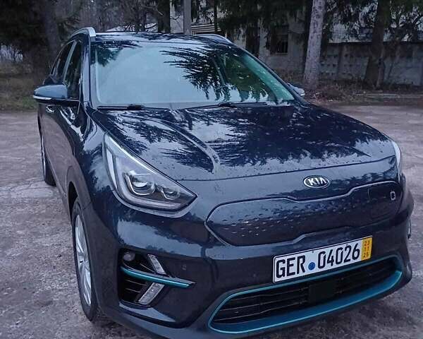 Синій Кіа Niro, об'ємом двигуна 0 л та пробігом 157 тис. км за 17800 $, фото 1 на Automoto.ua