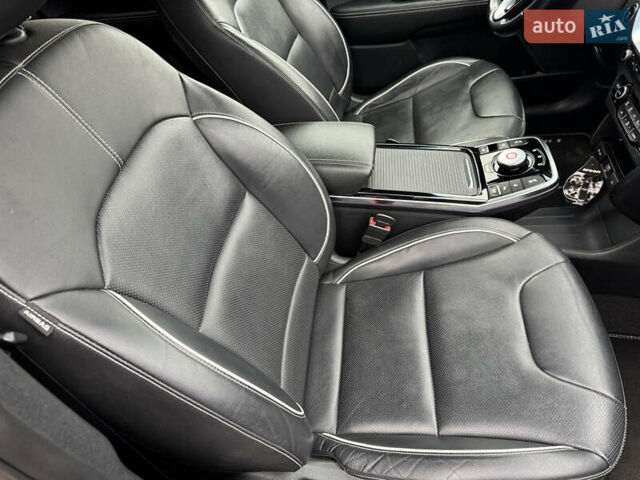 Синий Киа Niro, объемом двигателя 0 л и пробегом 125 тыс. км за 18500 $, фото 17 на Automoto.ua