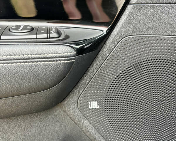 Киа Niro 2020 в Черкассах на Automoto.ua Синий Киа Niro, объемом двигателя 0 л и пробегом 137 тыс. км за 19190 $, фото 7 на Automoto.ua