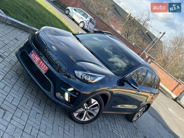 Синий Киа Niro, объемом двигателя 0 л и пробегом 92 тыс. км за 18799 $, фото 1 на Automoto.ua