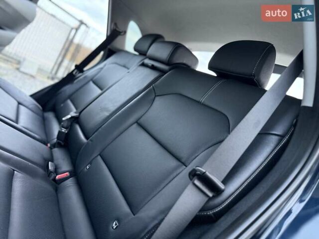 Синій Кіа Niro, об'ємом двигуна 0 л та пробігом 81 тис. км за 19350 $, фото 70 на Automoto.ua