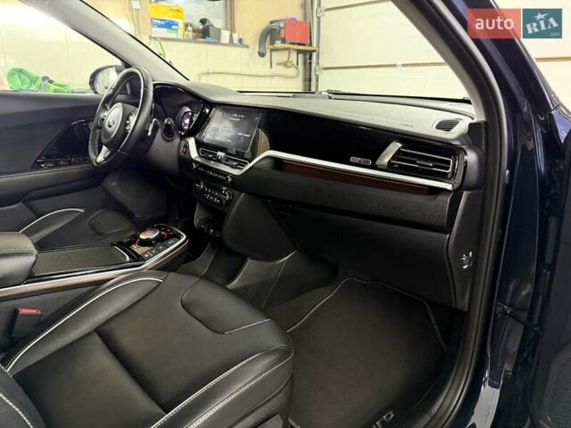 Синій Кіа Niro, об'ємом двигуна 0 л та пробігом 144 тис. км за 18799 $, фото 55 на Automoto.ua