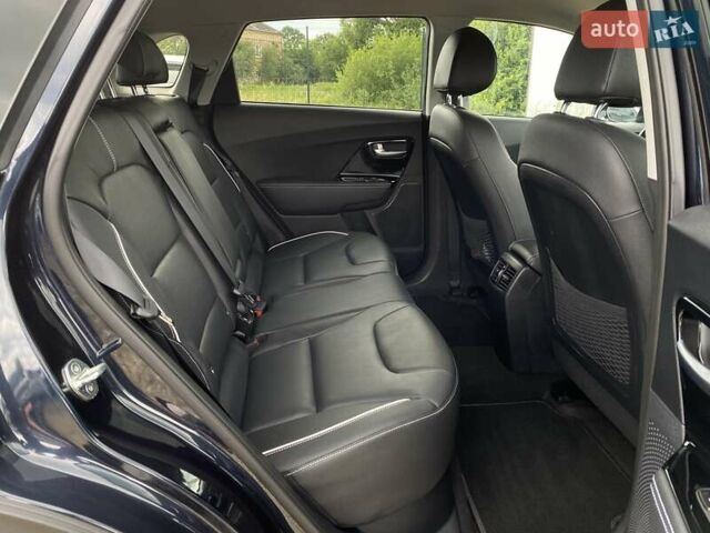 Синий Киа Niro, объемом двигателя 0 л и пробегом 72 тыс. км за 21700 $, фото 61 на Automoto.ua