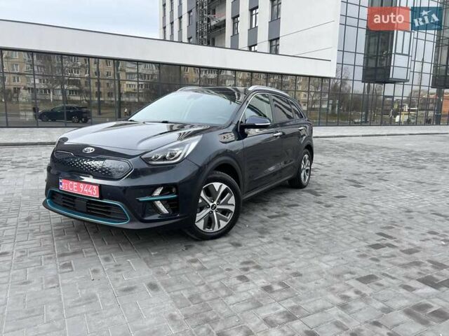 Синий Киа Niro, объемом двигателя 0 л и пробегом 89 тыс. км за 17500 $, фото 2 на Automoto.ua