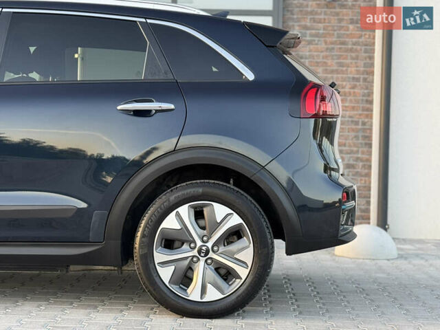 Синий Киа Niro, объемом двигателя 0 л и пробегом 130 тыс. км за 18900 $, фото 34 на Automoto.ua