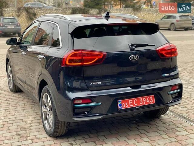 Синий Киа Niro, объемом двигателя 0 л и пробегом 126 тыс. км за 19200 $, фото 40 на Automoto.ua