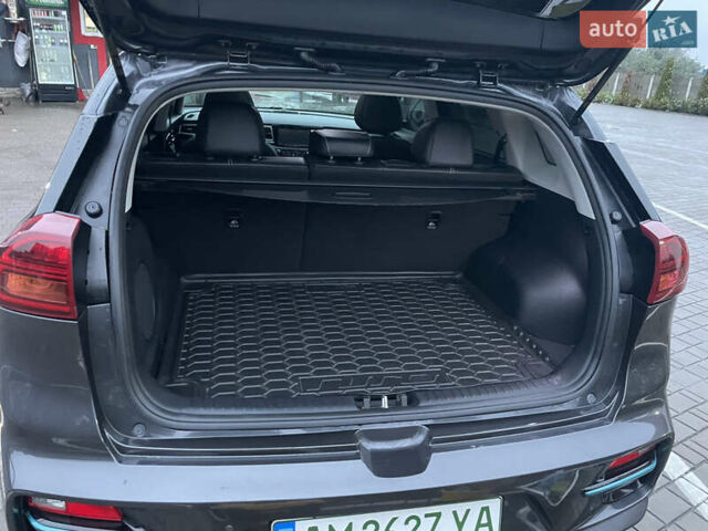 Синій Кіа Niro, об'ємом двигуна 0 л та пробігом 139 тис. км за 18500 $, фото 16 на Automoto.ua
