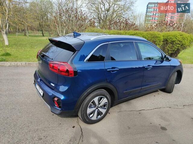 Кіа Niro 2020 у Рівному на Automoto.ua Синій Кіа Niro, об'ємом двигуна 1.58 л та пробігом 22 тис. км за 22000 $, фото 6 на Automoto.ua