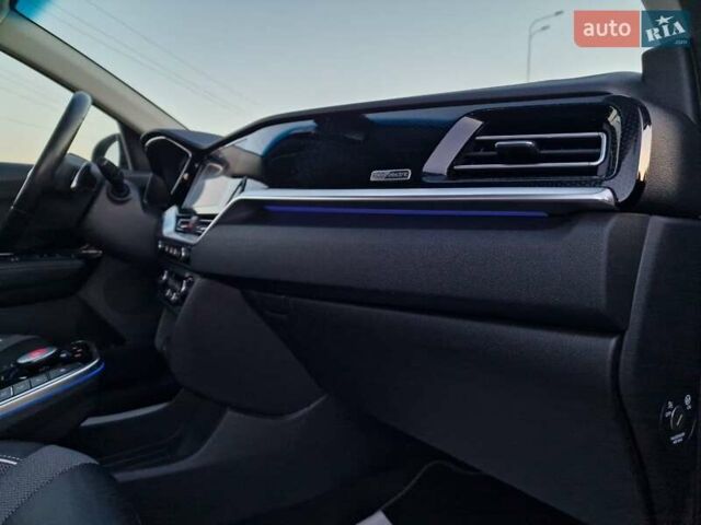Синий Киа Niro, объемом двигателя 0 л и пробегом 168 тыс. км за 19300 $, фото 40 на Automoto.ua