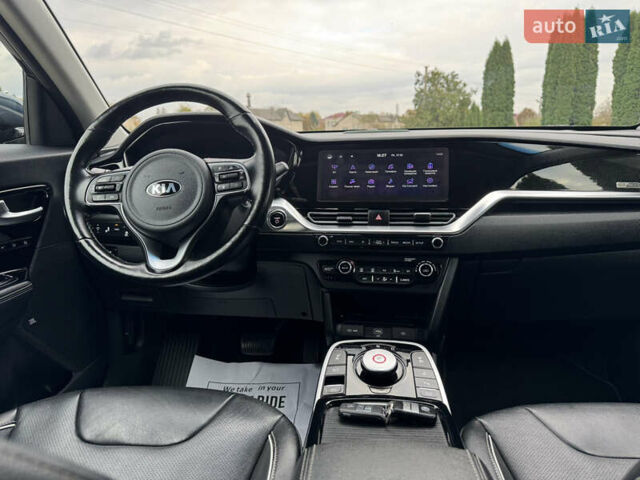 Киа Niro 2020 в Дубно на Automoto.ua Синий Киа Niro, объемом двигателя 0 л и пробегом 156 тыс. км за 19200 $, фото 65 на Automoto.ua