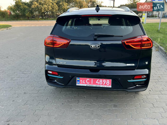 Синій Кіа Niro, об'ємом двигуна 0 л та пробігом 112 тис. км за 19500 $, фото 81 на Automoto.ua