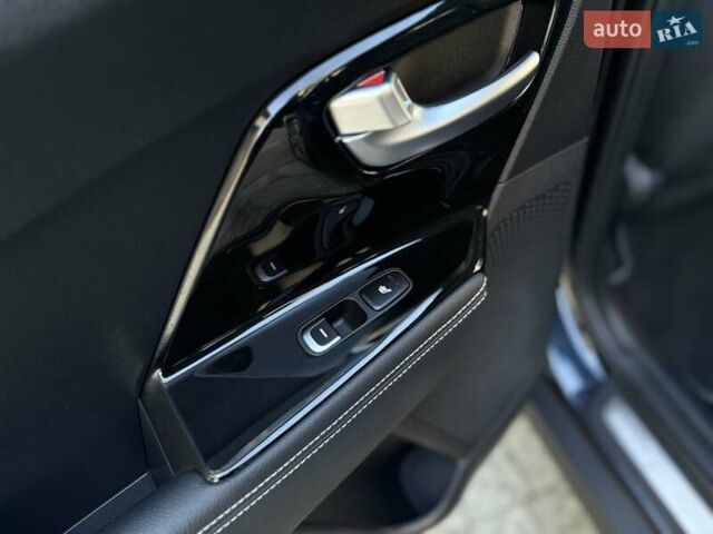 Синий Киа Niro, объемом двигателя 0 л и пробегом 78 тыс. км за 20950 $, фото 87 на Automoto.ua